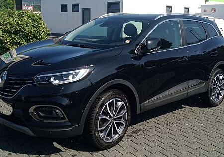Renault Kadjar TCe 160 EDC mit Panoramadach