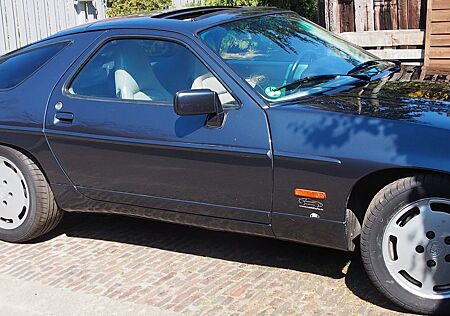 Porsche 928 S4 Auto