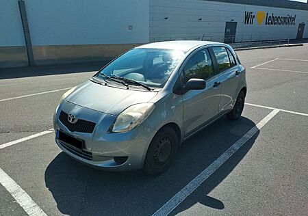 Toyota Yaris 1,3-l-VVT-i