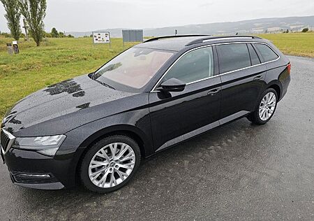 Skoda Superb 2.0 TDI SCR DSG AMBITION COMBI AMBITION