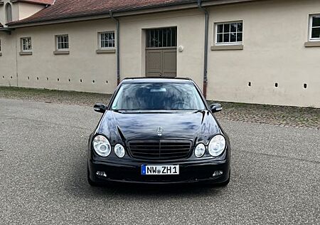 Mercedes-Benz 220 E220CDI W211