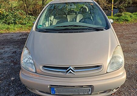 Citroën Xsara Picasso 2.0 HDi Exclusive AHK + Standhzg.