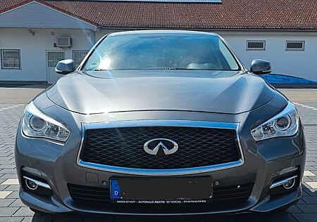 Infiniti Q50 2.2d Premium Tech Automatik Premium Tech