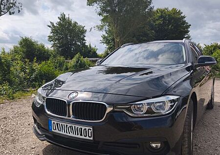 BMW 318d Touring Advantage LED Navi SiHz