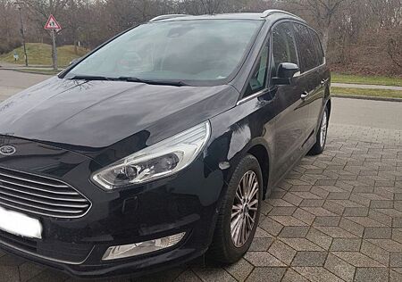 Ford Galaxy Titanium TDCi AHK/7 Sitzer/StandHz/Kamera...