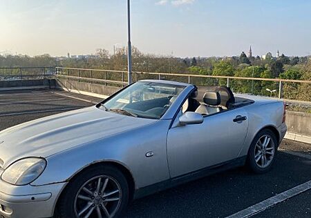 Mercedes-Benz SLK 200 - R170 Motor Getriebe Dach TOP