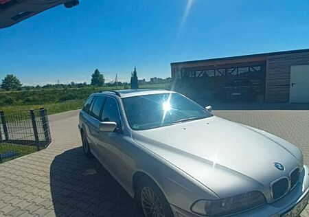 BMW 530d A touring -