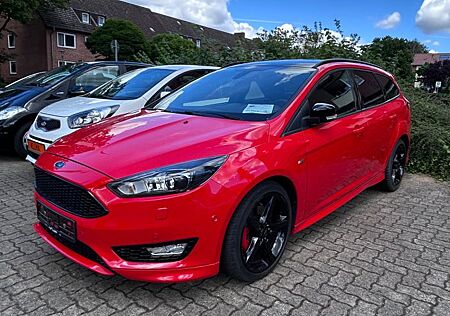 Ford Focus 1.5 ST LINE TÜV NEU - XENON - SHZ - PDC