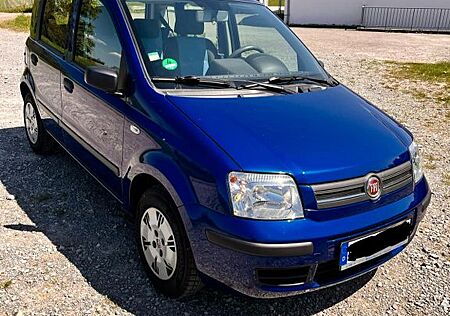 Fiat Panda Top Zustand inkl. NAVI + Freisprecheinrich