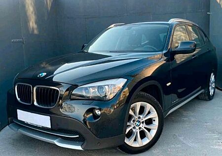 BMW X1 sDrive20d -*Navigation*Bi-Xenon*AHK*Sitzheizu