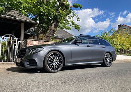 Mercedes-Benz E 400 d, Burm.,HUD,Pano,AHK,Airmatic