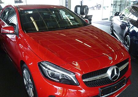 Mercedes-Benz A 180 Urban ,LED,Kamera Klimaautomatik,