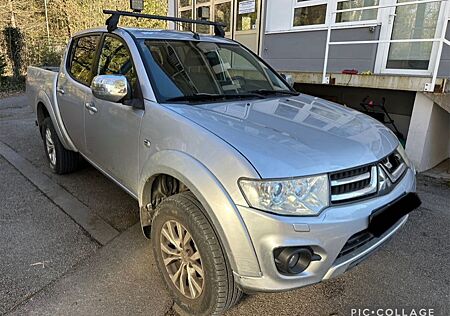 Mitsubishi L200 Plus Doppelkabine 4WD TÜV Klima Euro5 AHK