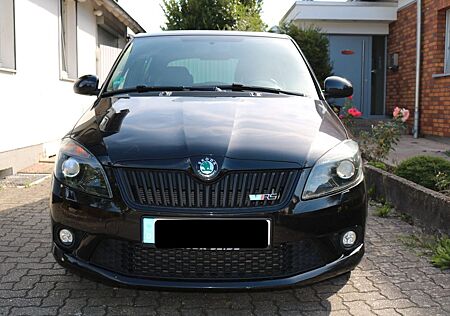 Skoda Fabia 1.4l TSI DSG RS RS