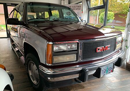 Chevrolet Suburban GMC Super 5,7 Aut.4x4 9-Sitzer