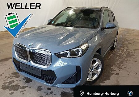 BMW iX1 xDrive30 M Sport Pano,AHK,H/K,HUD,DAPro,PA+