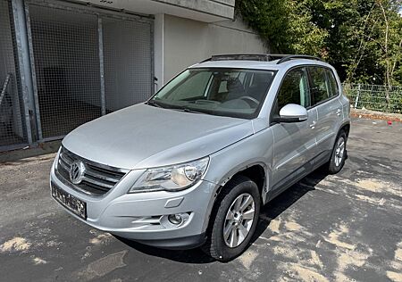 VW Tiguan Volkswagen 2.0 TSI Automatik 4MOTION Track & Fie...