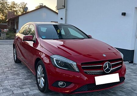 Mercedes-Benz A 180 , Automatik, Panorama, Alu..