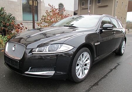 Jaguar XF Sportbrake 2.2 Diesel Klima PDC Navi Leder BC