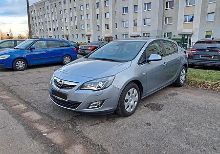 Opel Astra J 1.6