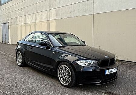 BMW 120i Coupé M-Paket Facelift Vollleder E82 1e