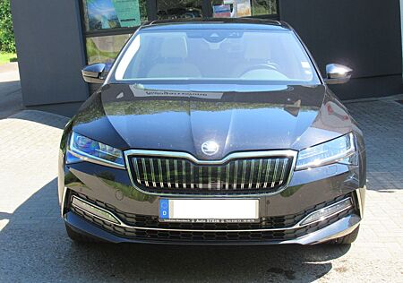 Skoda Superb iV L&K,Vollausstattung,Navi Columbus,Pano