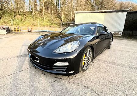 Porsche Panamera Sport Chrono Paket
