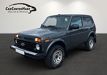 Lada Niva Legend