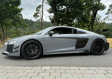 Audi R8 5.2 FSI plus S tronic quattro -