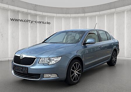 Skoda Superb Elegance*DSG*Leder*Xenon*Navi*Top gepfl.