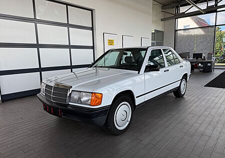 Mercedes-Benz 190 gebraucht kaufen Mercedes-Benz 190 190E *Original 52.000km*Automatik*Neuwertig*