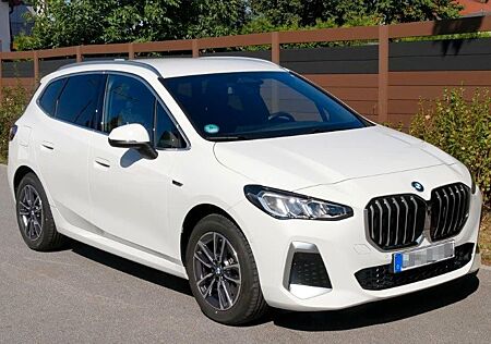 BMW 2er 225 Active Tourer 225e Steptronic DCT xDrive -
