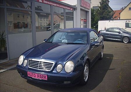 Mercedes-Benz CLK 200 AVANTGARDE Cabrio 1.Hand AHK