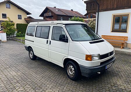 VW T4 California Volkswagen mit Aufstelldach