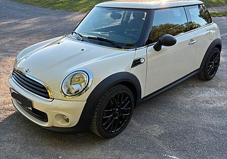 Mini ONE gebraucht kaufen Mini ONE 72KW - Klima, Sitzheizung, TÜV NEU!
