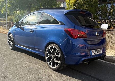Opel Corsa 1.6 Turbo OPC