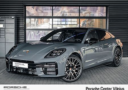 Porsche Panamera 4