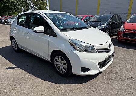 Toyota Yaris 1.33 Life Navi Kamera Klima