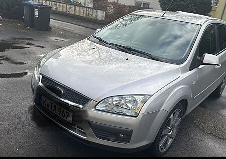 Ford Focus 2,0 Titanium Titanium