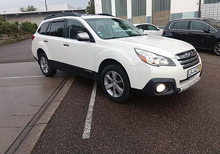 Subaru Outback 2.5i Comfort Navi Lineartronic