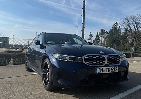 BMW 340 M340i xDrive Touring H&K PANO HeadUp AHK Prof.