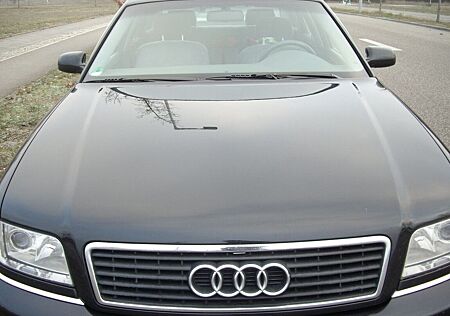 Audi A8 V8 S8 3.7 quattro