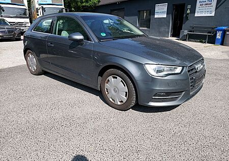 Audi A3 1.4 TFSI Ambiente Navi&Xenon&Alu17z