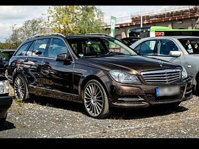 Mercedes-Benz C 220 CDI 4MATIC T AVANTGARDE Autom. AVANTGARDE