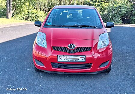 Toyota Yaris Cool