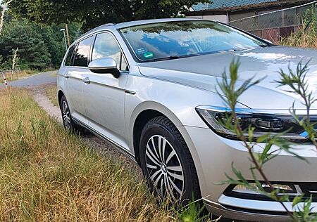 VW Passat Variant Volkswagen 2.0 TDI SCR 140kW DSG 4M High...