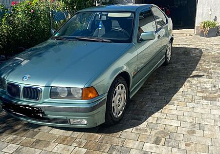 BMW 316i Compact Comfort Edition