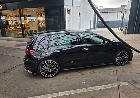 VW Golf Volkswagen 2.0 TSI DSG GTI GTI