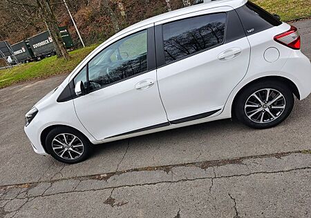 Toyota Yaris 1,5-l-Dual-VVT-iE Y20 Club Y20 Club