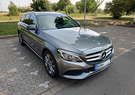 Mercedes-Benz C 180 T AVANTGARDE AVANTGARDE